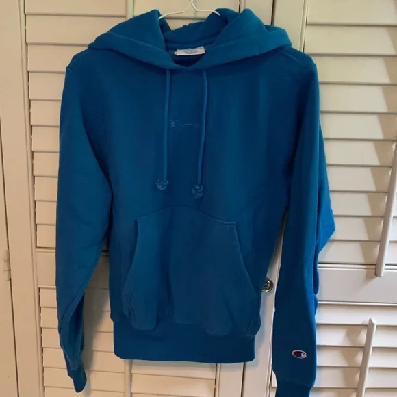 Blue reverse weave Champion hoodie-great condition!💙FINAL MARKDOWN💙 - Picture 3 of 16